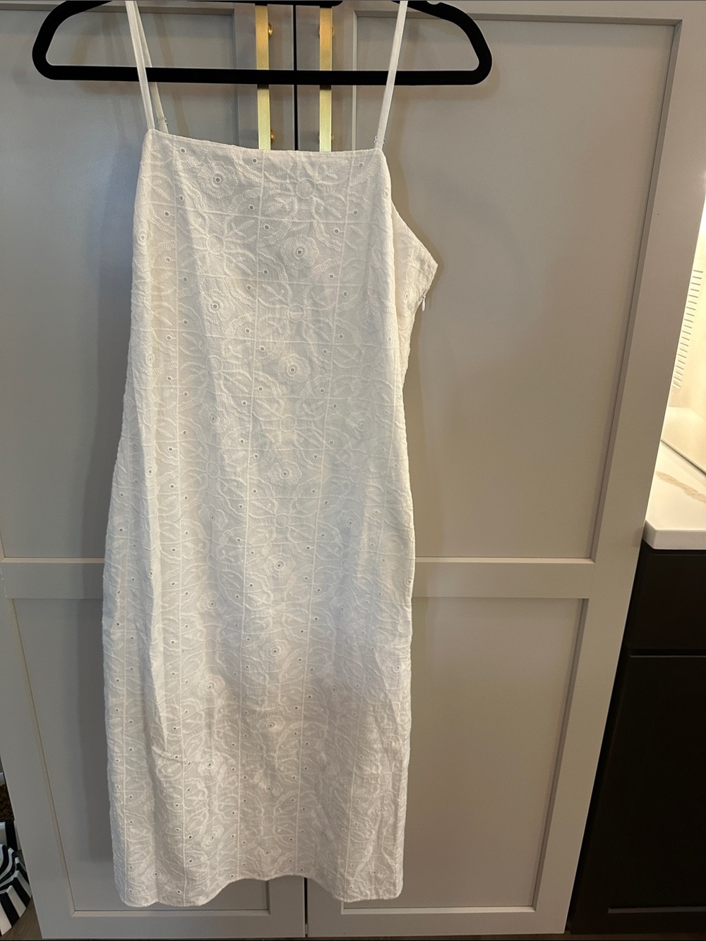 Walter Baker White Eyelet Midi Skirt with Spaghetti Straps size 6